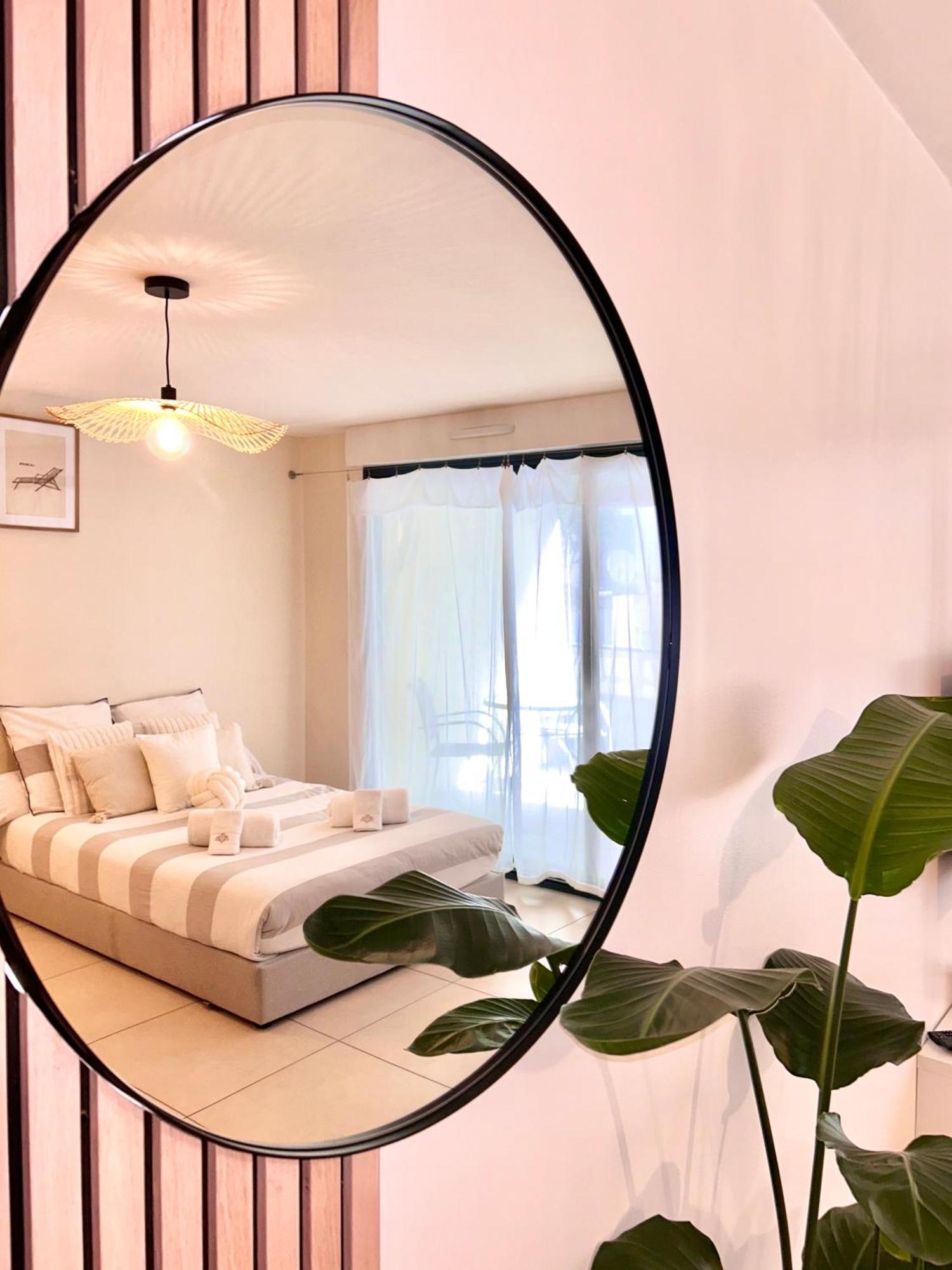 Studio Neuf - Portes De Monaco - Confort - Wifi - Clim Exteriör bild
